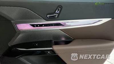 2026 BMW 7 Series 740i xDrive M SPORT LINE - zdjęcie 42 z 50 - miniatura