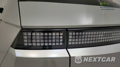 2024 Hyundai IONIQ 5 Limited - zdjęcie 27 z 50 - miniatura