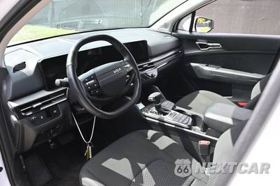 2026 Kia Sportage LX - zdjęcie 12 z 19 - miniatura