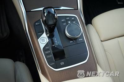 2021 BMW 3 Series Sedan 330i xDrive - zdjęcie 11 z 23 - miniatura