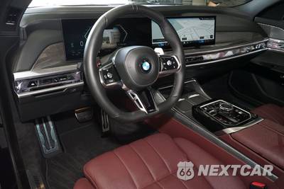 2024 BMW 7 Series 760i xDrive - zdjęcie 2 z 28 - miniatura