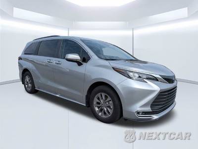 2024 Toyota Sienna XLE 8-Passenger 120.5" WB - zdjęcie 2 z 34 - miniatura
