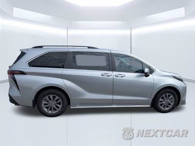 2024 Toyota Sienna XLE 8-Passenger 120.5" WB - zdjęcie 3 z 34 - miniatura