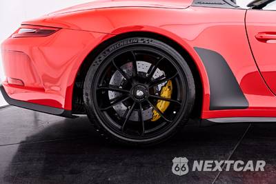 2019 Porsche 911 Speedster - zdjęcie 31 z 50 - miniatura