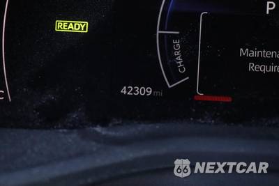 2025 Toyota Camry LE - zdjęcie 7 z 9 - miniatura