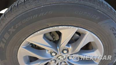 2024 Toyota Sienna XLE 7-Passenger 120.5" WB - zdjęcie 30 z 31 - miniatura