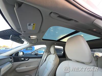 2024 Volvo XC60 B5 Core Dark Theme - zdjęcie 21 z 33 - miniatura