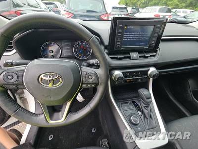 2022 Toyota RAV4 Hybrid XLE - zdjęcie 11 z 32 - miniatura