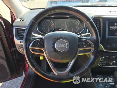2019 Jeep Cherokee Latitude Plus - zdjęcie 10 z 31 - miniatura