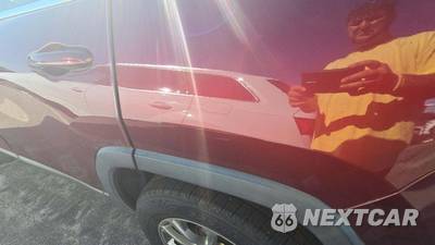 2019 Jeep Cherokee Latitude Plus - zdjęcie 27 z 31 - miniatura