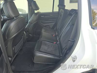 2023 Jeep Grand Cherokee Altitude - zdjęcie 13 z 28 - miniatura