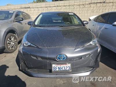 2018 Toyota Prius Three - zdjęcie 8 z 36 - miniatura