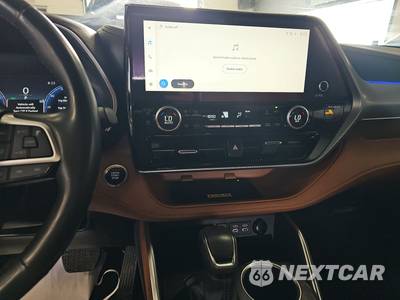 2024 Toyota Highlander Platinum - zdjęcie 11 z 30 - miniatura