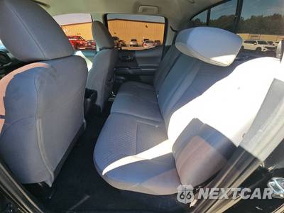 2020 Toyota Tacoma SR Crew Cab Medium Bed - zdjęcie 4 z 31 - miniatura