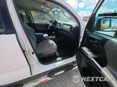 2017 Toyota Tacoma SR5 Crew Cab Medium Bed - zdjęcie 8 z 26 - miniatura