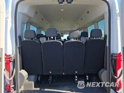 2026 Ford Transit Passenger Van XLT Medium Roof 148.0" WB - zdjęcie 17 z 24 - miniatura