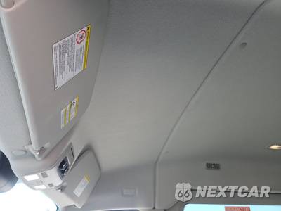 2026 Ford Transit Passenger Van XLT Medium Roof 148.0" WB - zdjęcie 18 z 32 - miniatura