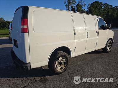 2018 Chevrolet Express 2500 Cargo Van 1WT 135.0" WB - zdjęcie 4 z 18 - miniatura