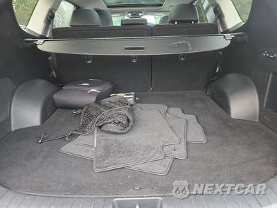 2023 Hyundai Santa Fe Plug-In Hybrid Limited - zdjęcie 16 z 30 - miniatura
