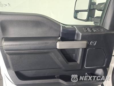 2021 Ford Super Duty F-250 Platinum Crew Cab Medium Bed - zdjęcie 9 z 49 - miniatura