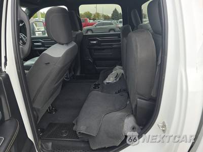 2024 Ram 2500 Big Horn Crew Cab Medium Bed - zdjęcie 13 z 45 - miniatura