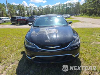 2017 Chrysler 200 Platinum - zdjęcie 2 z 17 - miniatura