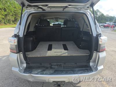 2015 Toyota 4Runner SR5 - zdjęcie 17 z 38 - miniatura