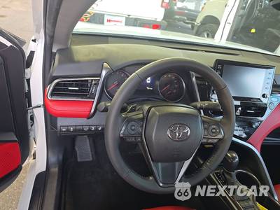 2024 Toyota Camry XSE - zdjęcie 10 z 28 - miniatura