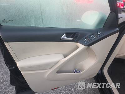 2013 Volkswagen Tiguan S - zdjęcie 9 z 18 - miniatura