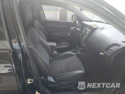 2023 Mitsubishi Outlander Sport 2.0 S - zdjęcie 8 z 35 - miniatura