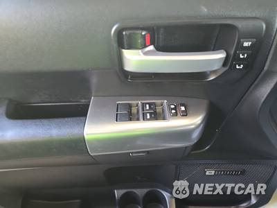 2021 Toyota Sequoia Nightshade - zdjęcie 9 z 28 - miniatura