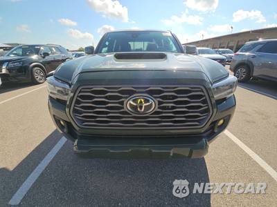 2022 Toyota Tacoma TRD Sport Crew Cab Long Bed - zdjęcie 2 z 22 - miniatura