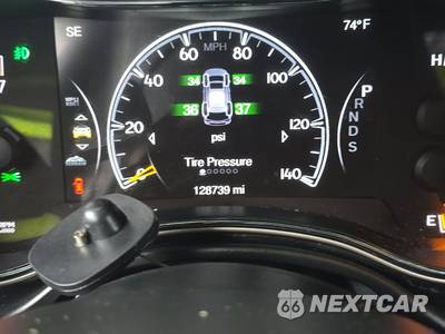 2014 Jeep Grand Cherokee Limited - zdjęcie 12 z 50 - miniatura