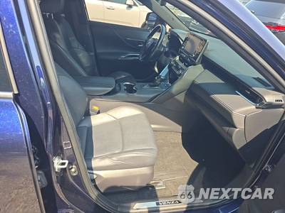 2022 Toyota Venza XLE - zdjęcie 8 z 39 - miniatura