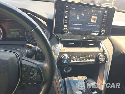 2022 Toyota Venza XLE - zdjęcie 11 z 39 - miniatura