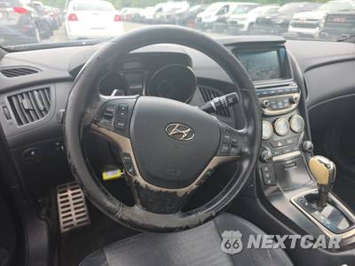 2013 Hyundai Genesis Coupe 3.8 Track - zdjęcie 10 z 27 - miniatura