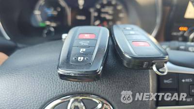 2023 Toyota Highlander Hybrid Platinum - zdjęcie 23 z 38 - miniatura