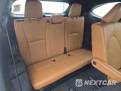 2023 Toyota Highlander Hybrid Platinum - zdjęcie 14 z 38 - miniatura