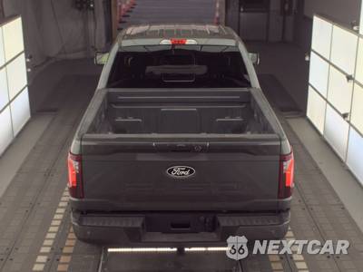 2025 Ford F-150 XLT Crew Cab Short Bed - zdjęcie 5 z 18 - miniatura