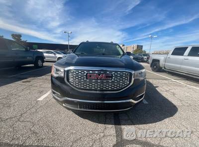 2017 GMC Acadia Denali 5SA - zdjęcie 2 z 26 - miniatura