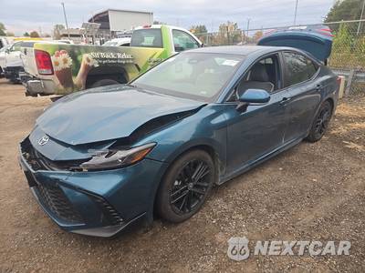 2025 Toyota Camry SE - zdjęcie 1 z 17 - miniatura