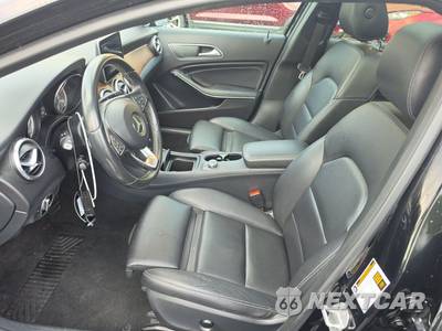 2016 Mercedes-Benz GLA 250 4MATIC - zdjęcie 7 z 38 - miniatura