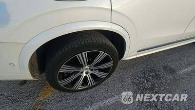 2024 Volvo XC90 Recharge Plug-In Hybrid T8 Ultimate Bright Theme 7-Passenger - zdjęcie 25 z 27 - miniatura