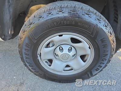 2023 Toyota Tacoma SR Extended Cab Long Bed w/Rear Doors - zdjęcie 9 z 21 - miniatura