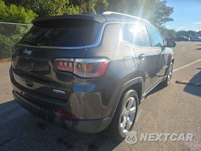 2017 Jeep Compass Latitude - zdjęcie 4 z 33 - miniatura