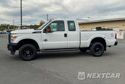 2016 Ford Super Duty F-350 XL Extended Cab Medium Bed w/Rear Doors - zdjęcie 6 z 63 - miniatura
