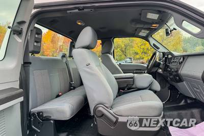 2016 Ford Super Duty F-350 XL Extended Cab Medium Bed w/Rear Doors - zdjęcie 13 z 63 - miniatura