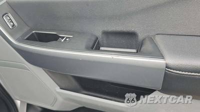 2023 Ford Super Duty F-250 XLT Crew Cab Medium Bed - zdjęcie 21 z 39 - miniatura