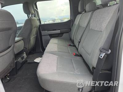2023 Ford Super Duty F-250 XLT Crew Cab Medium Bed - zdjęcie 13 z 39 - miniatura