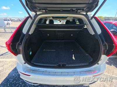 2024 Volvo XC60 B5 Plus Dark Theme - zdjęcie 16 z 28 - miniatura